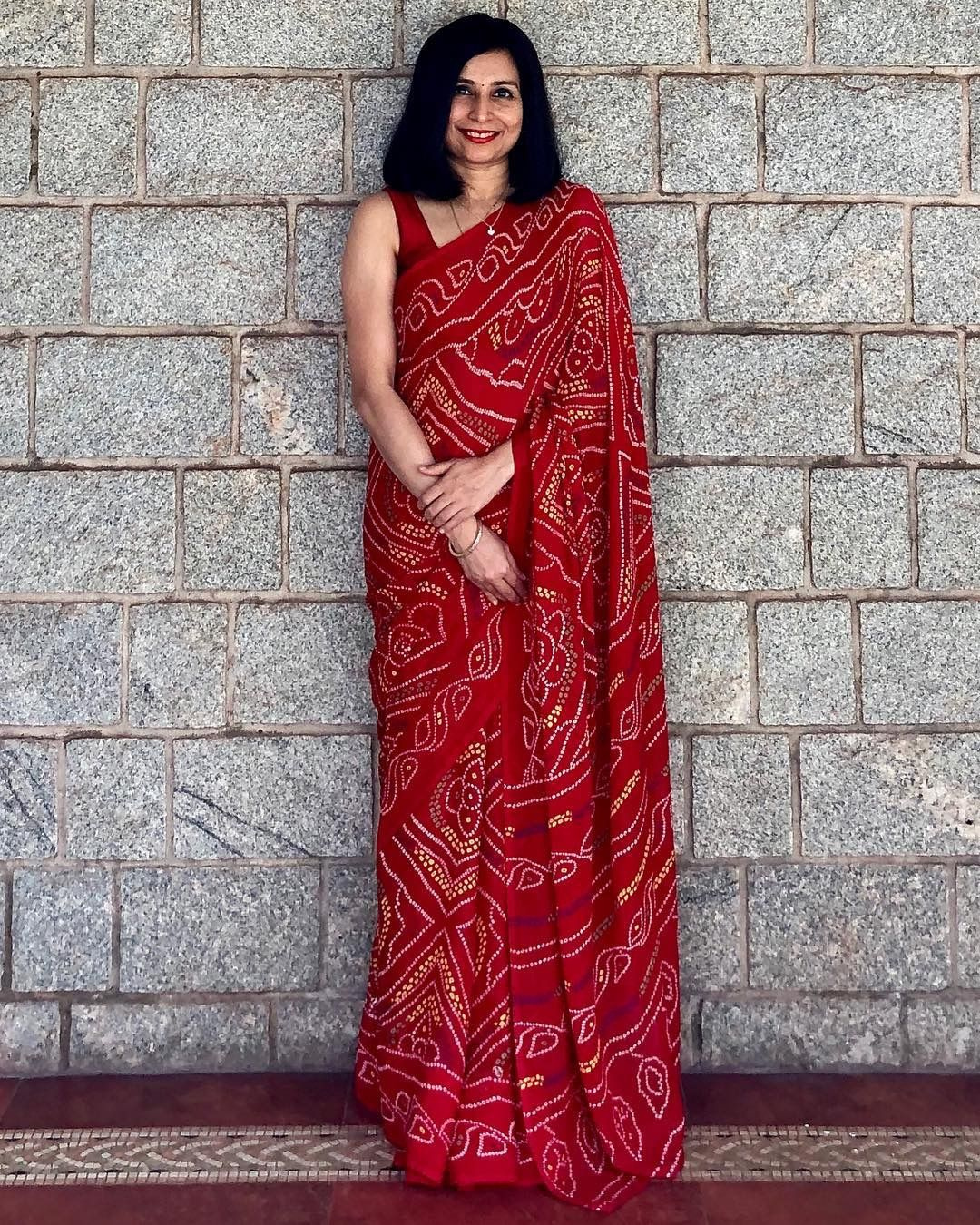 Classic Red Bandhani Printed Saree with Blouse Piece